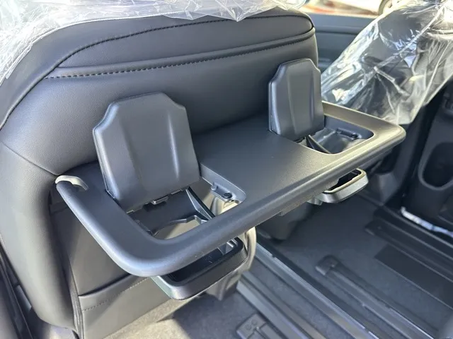 セレナ(ニッサン)ハイウェイスターV 12.3インチコネクトナビ見本展示車有り 8