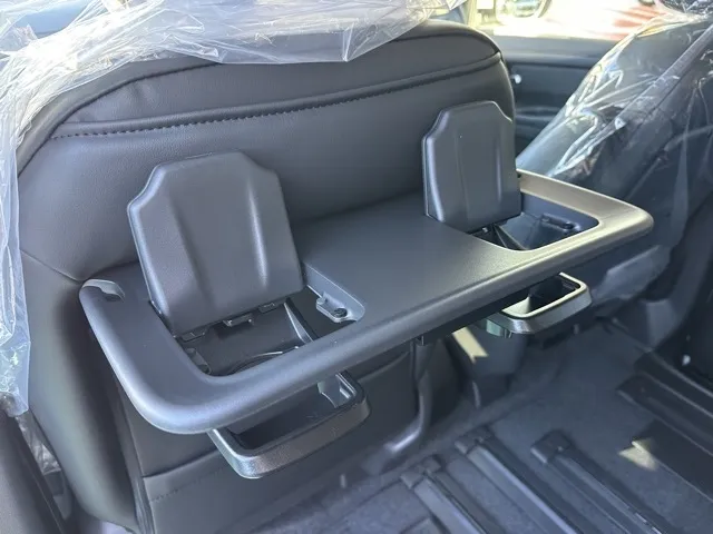 セレナ(ニッサン)eパワーハイウェイスターV アラウンドビューモニター見本展示車有り 9