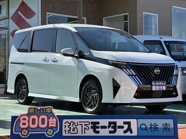 セレナ(ニッサン)eパワーハイウェイスターV アラウンドビューモニター見本展示車有り 0