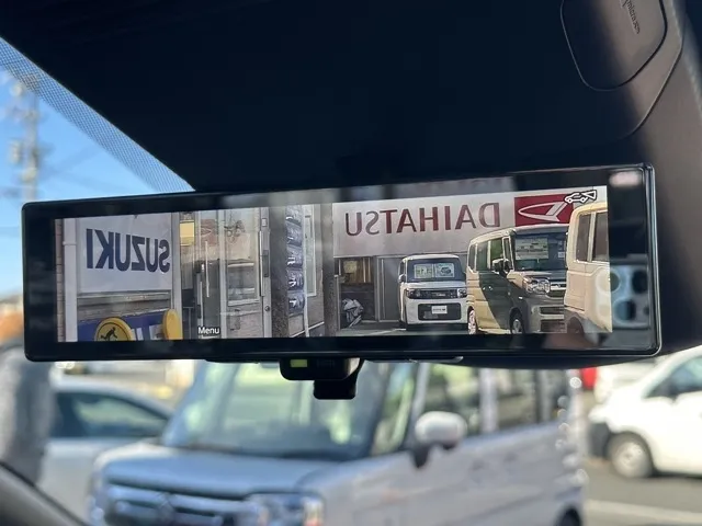 セレナ(ニッサン)eパワー ルキシオン見本展示車有り 28