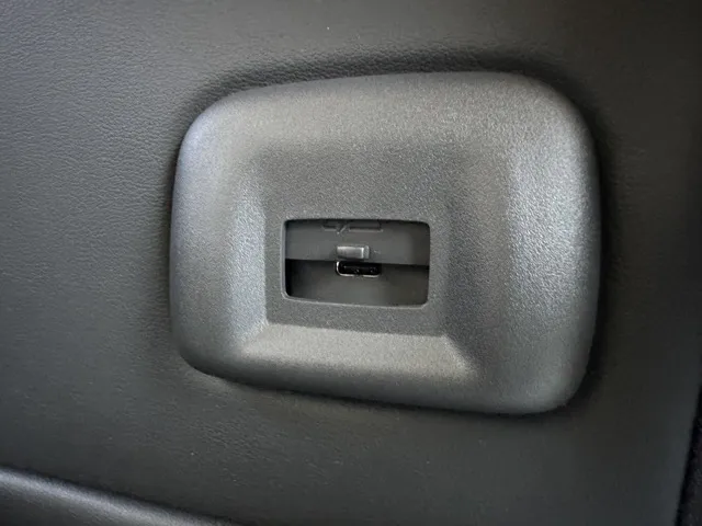 セレナ(ニッサン)オーテックライン アラウンドビューモニター見本展示車有り 10