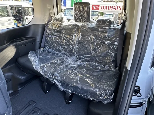 セレナ(ニッサン)オーテックライン アラウンドビューモニター見本展示車有り 5