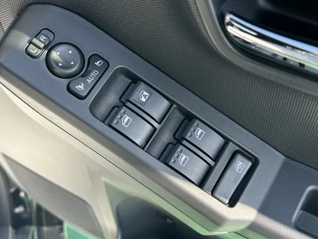 タフト(ダイハツ)G ダーククロムベンチャー届出済未使用車 12