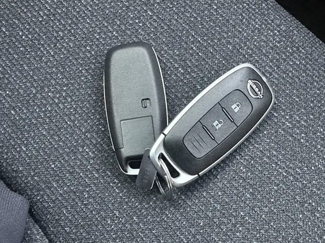 サクラ(ニッサン)Xディーラ-試乗車 15