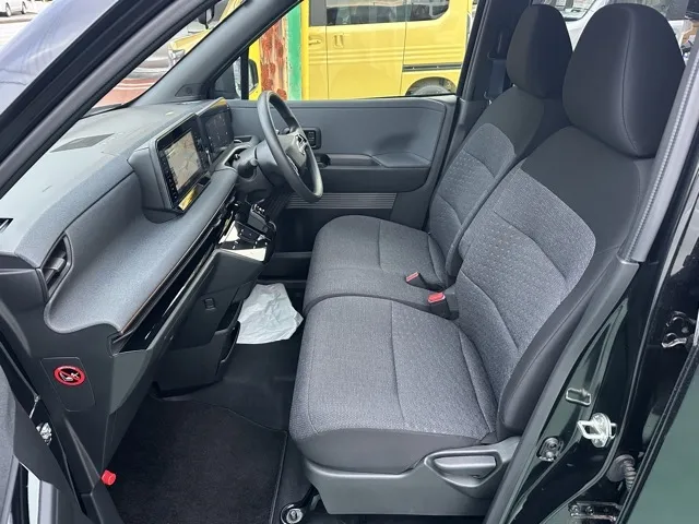 サクラ(ニッサン)Xディーラ-試乗車 3