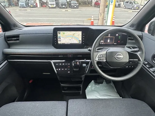 サクラ(ニッサン)Xディーラ-試乗車 5