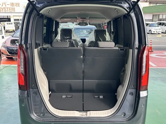 N-BOX(ホンダ)N-BOX コンフォートＰ届出済未使用車 10