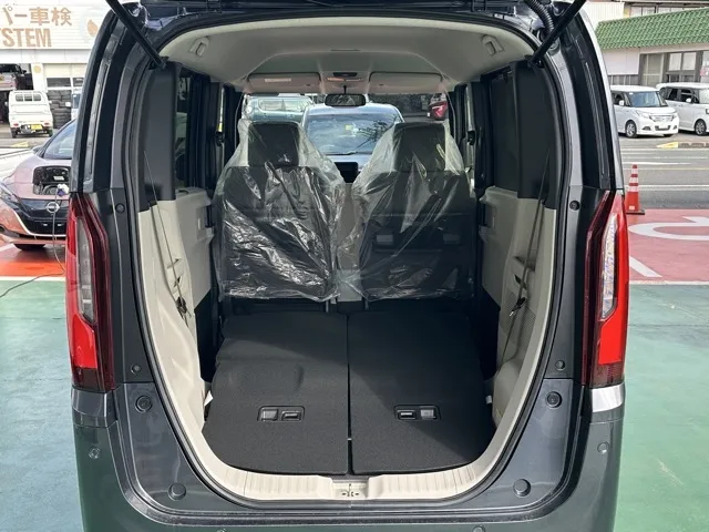 N-BOX(ホンダ)N-BOX コンフォートＰ届出済未使用車 11