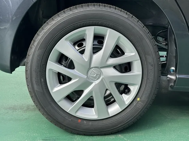 N-BOX(ホンダ)N-BOX コンフォートＰ届出済未使用車 13