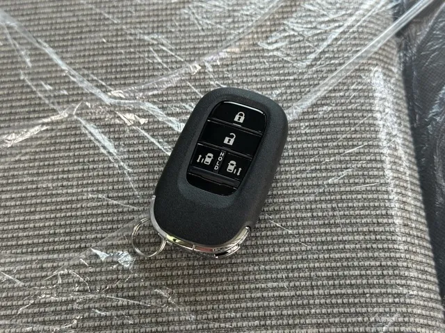 N-BOX(ホンダ)N-BOX コンフォートＰ届出済未使用車 16