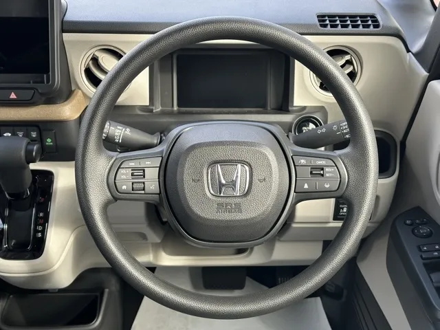 N-BOX(ホンダ)N-BOX コンフォートＰ届出済未使用車 6