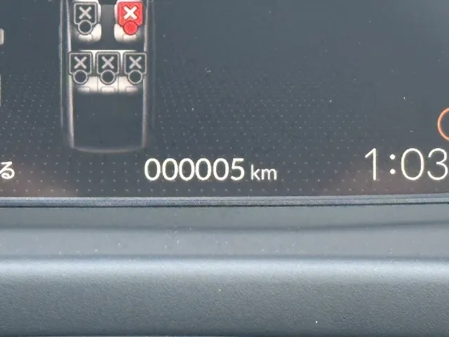 フリード(ホンダ)e：HEVクロスター 5人乗登録済未使用車 21