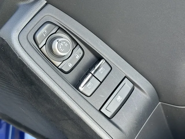 BRZ(スバル)S 10thアニバーサリーLTD 6MT中古車 10