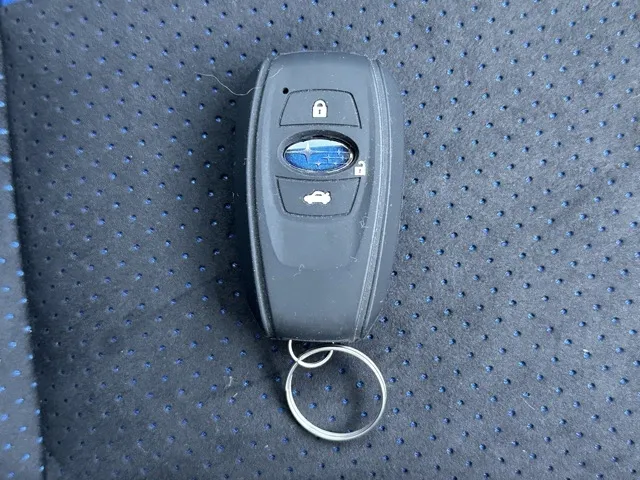 BRZ(スバル)S 10thアニバーサリーLTD 6MT中古車 24