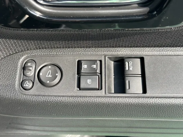 N-VAN(ホンダ)FUNターボ届出済未使用車 14