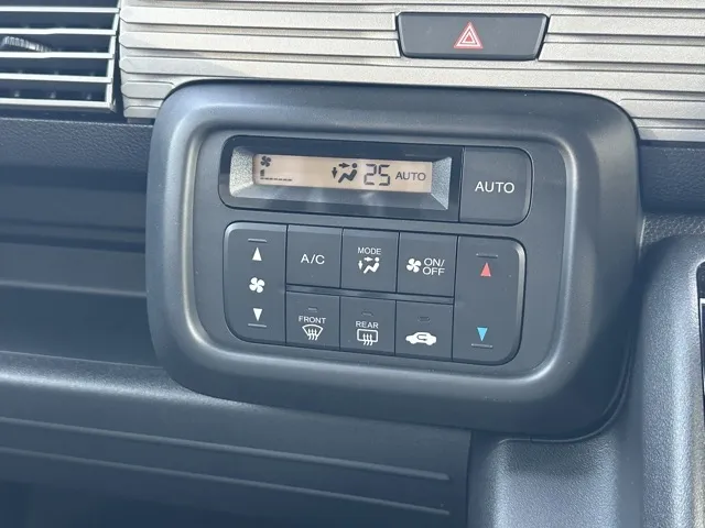 N-VAN(ホンダ)FUNターボ届出済未使用車 16