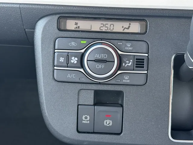 キャンバス(ダイハツ)ストライプスG ９インチDオーディオ届出済未使用車 25