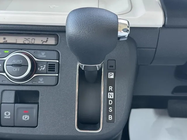 キャンバス(ダイハツ)ストライプスG ９インチDオーディオ届出済未使用車 26