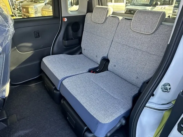 キャンバス(ダイハツ)ストライプスG ９インチDオーディオ届出済未使用車 4