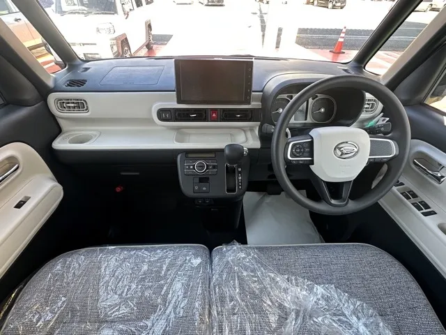 キャンバス(ダイハツ)ストライプスG ９インチDオーディオ届出済未使用車 5