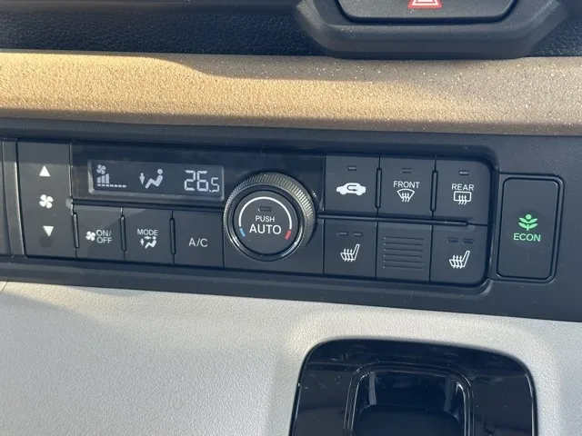 N-BOX(ホンダ)N-BOX コンフォートＰ届出済未使用車 23