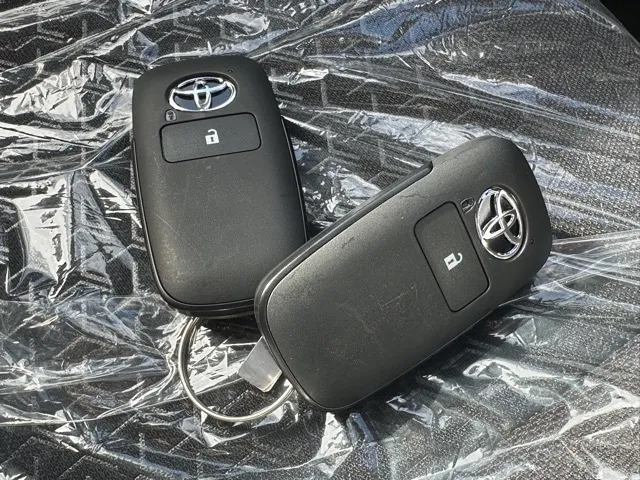 ライズ(トヨタ)ハイブリッドＺ　ナビレディ登録済未使用車 24