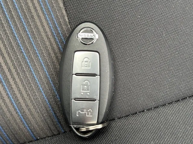 リーフ(ニッサン)G中古車 28