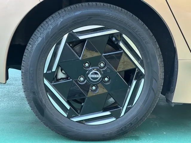 リーフ(ニッサン)e+ Ｘ中古車 10