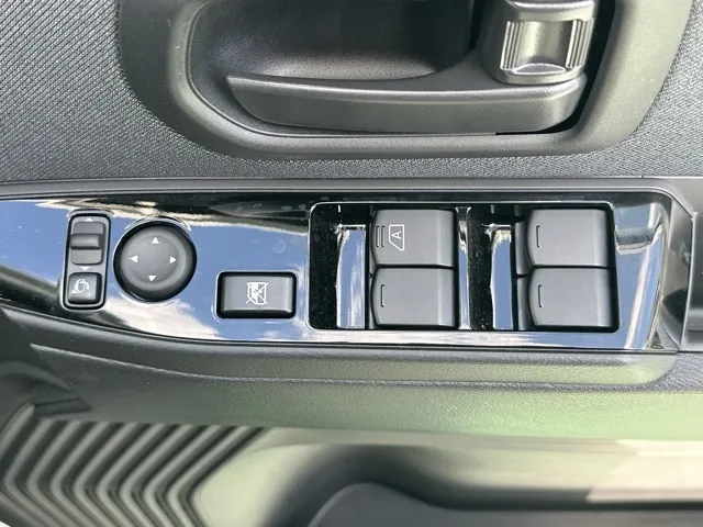 サクラ(ニッサン)X中古車 13