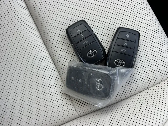 クラウン(トヨタ)G アドバンスド・レザーパッケージ中古車 26