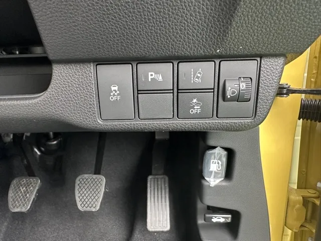 N-ONE(ホンダ)ＲＳ ６ＭＴ届出済未使用車 13