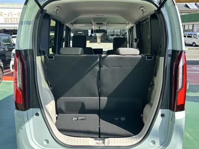 N-BOX(ホンダ)N-BOX ファッションスタイル コンフォートＰ届出済未使用車 10