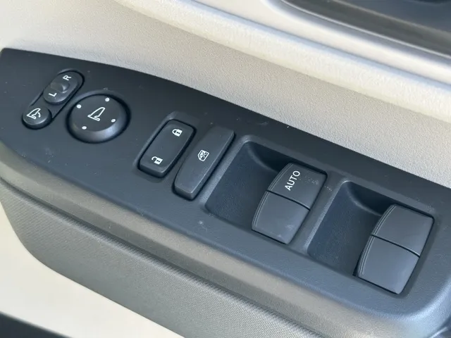 N-BOX(ホンダ)N-BOX ファッションスタイル コンフォートＰ届出済未使用車 14