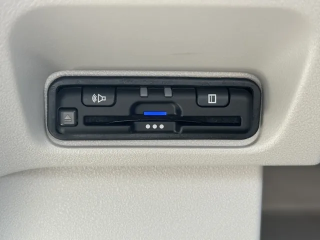 N-BOX(ホンダ)N-BOX ファッションスタイル コンフォートＰ届出済未使用車 17