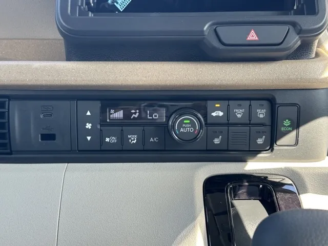 N-BOX(ホンダ)N-BOX ファッションスタイル コンフォートＰ届出済未使用車 19