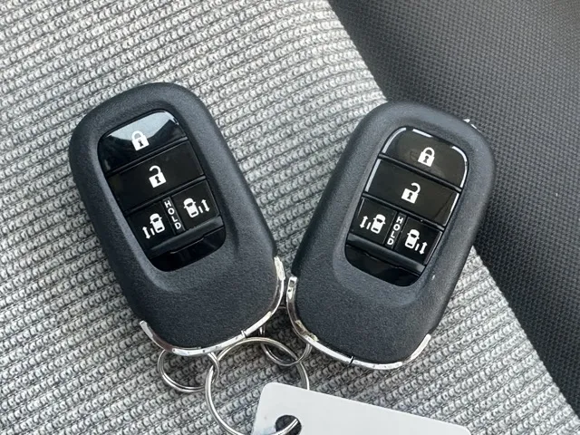 N-BOX(ホンダ)N-BOX ファッションスタイル コンフォートＰ届出済未使用車 25