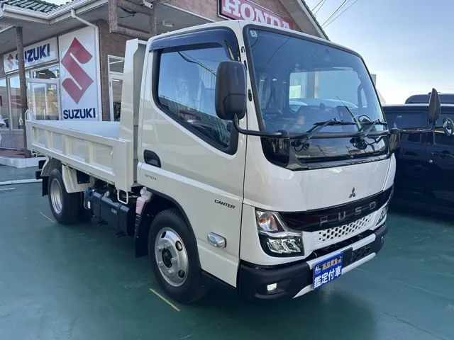 キャンター(三菱)全低床キョウカダンプ ３ｔ登録済未使用車 26