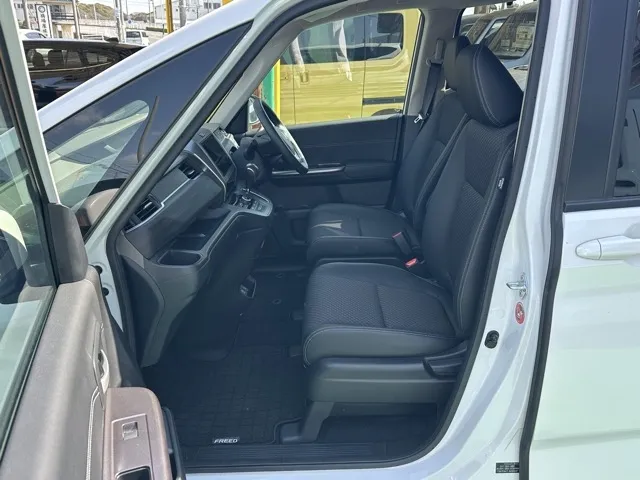フリード(ホンダ)G Sパッケージ中古車 3