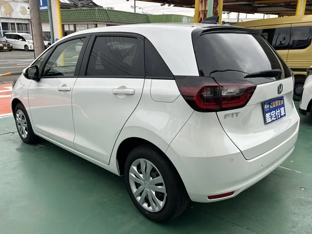 フィット(ホンダ)e：HEV ホーム中古車 2
