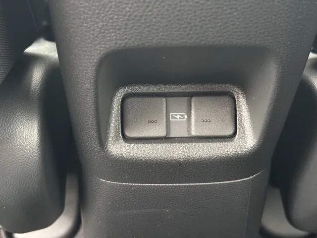 フィット(ホンダ)e：HEV ホーム中古車 7