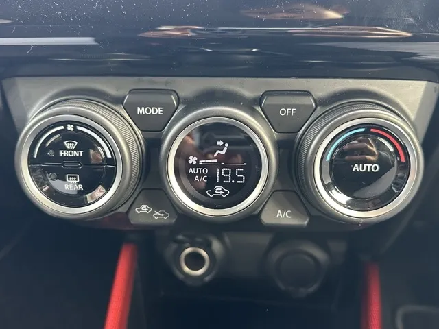 スイフト(スズキ)ベースグレード　セーフティサポート非装着車　AT中古車 15