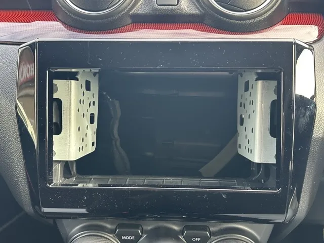 スイフト(スズキ)ベースグレード　セーフティサポート非装着車　AT中古車 16