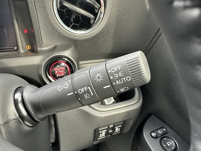 N-BOX(ホンダ)N-BOXカスタム BLACK STYLE届出済未使用車 22