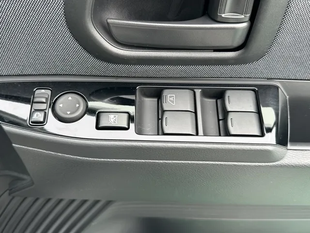 サクラ(ニッサン)X中古車 12