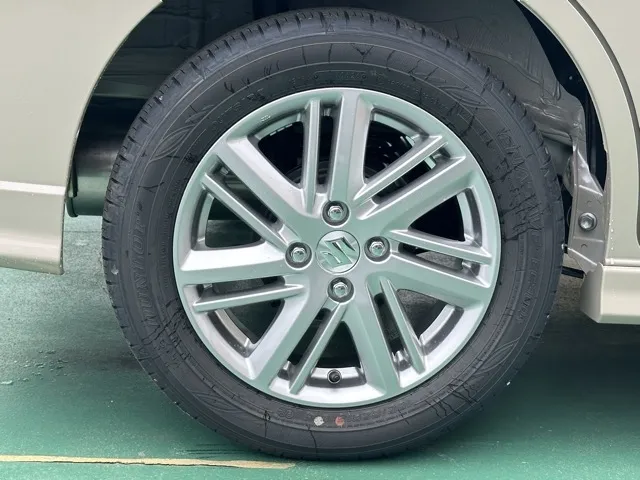 ソリオ(スズキ)ハイブリッドMX登録済未使用車 12