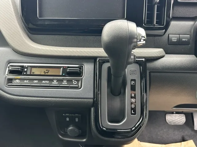 ソリオ(スズキ)ハイブリッドMX登録済未使用車 19