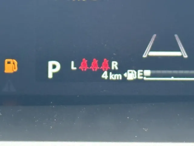 ソリオ(スズキ)ハイブリッドMX登録済未使用車 24