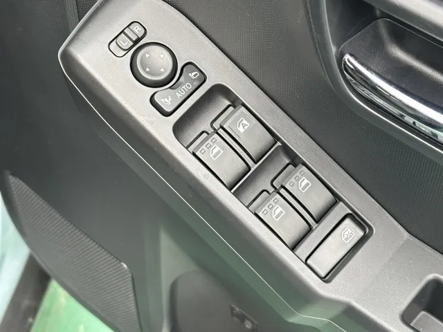 タフト(ダイハツ)Gターボ  ダーククロムベンチャー届出済未使用車 12