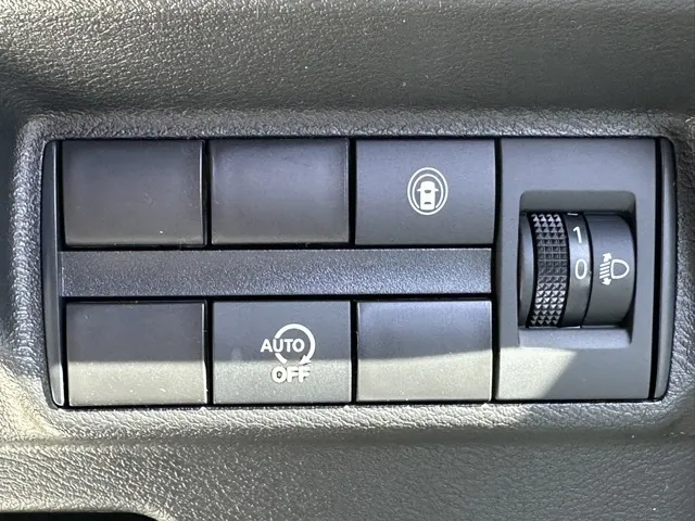 デイズ(ニッサン)Ｘ届出済未使用車 14