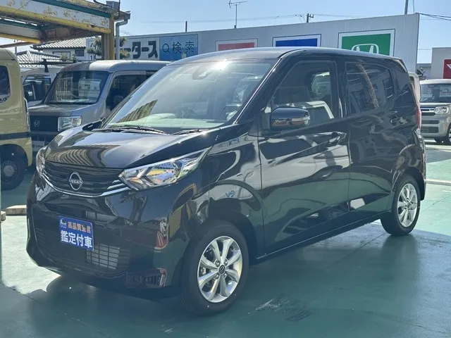 デイズ(ニッサン)Ｘ届出済未使用車 1